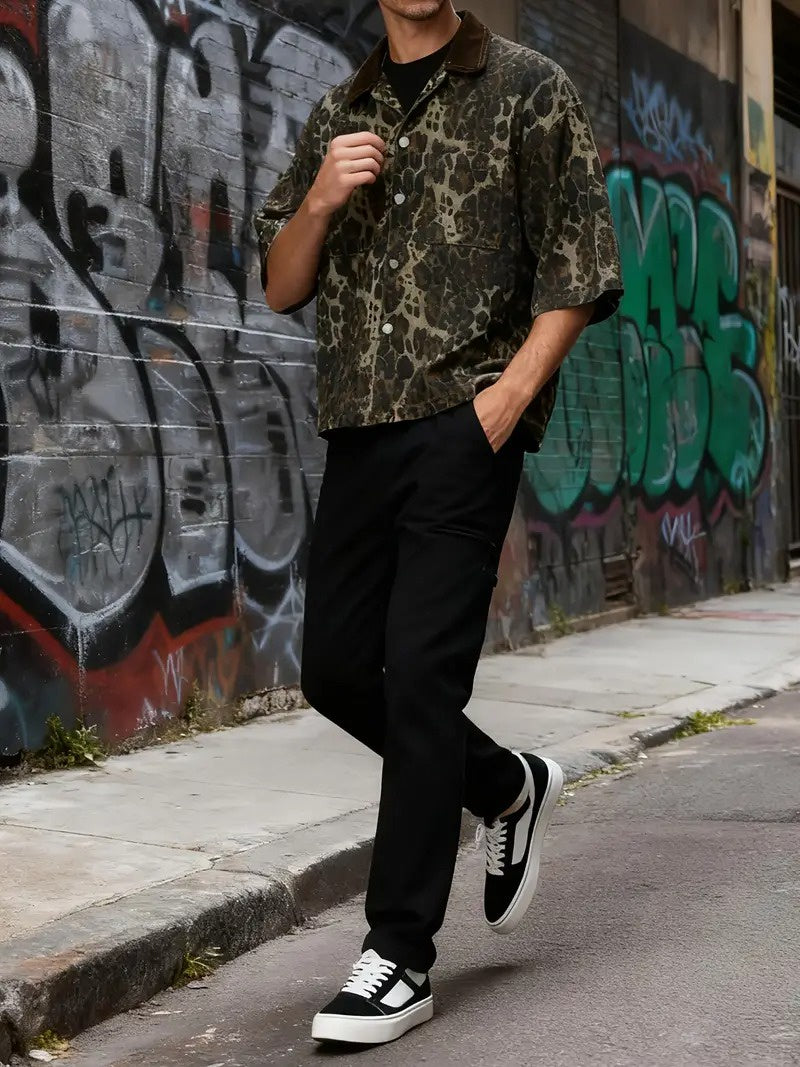 Men’s Short-Sleeve Shirt with Collar