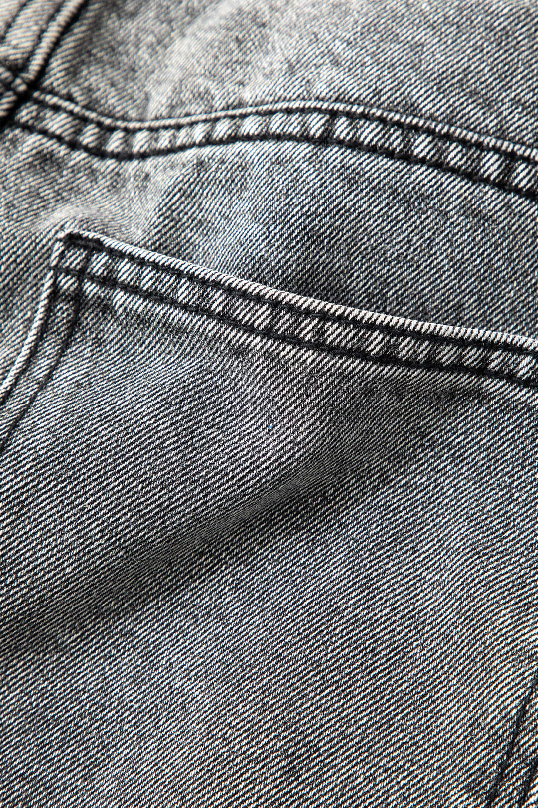 Women’s Denim Jeans with Offset Button Closure and Straight Fit